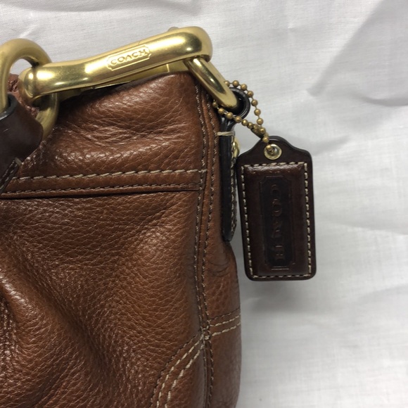 Leather coach purse - Picture 2 of 3